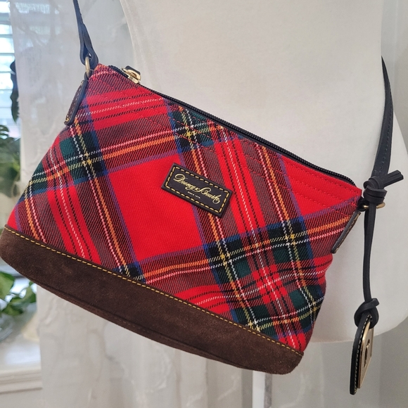 Vintage authentic Dooney & Bourke plaid red black crossbody purse tartan - Picture 1 of 16